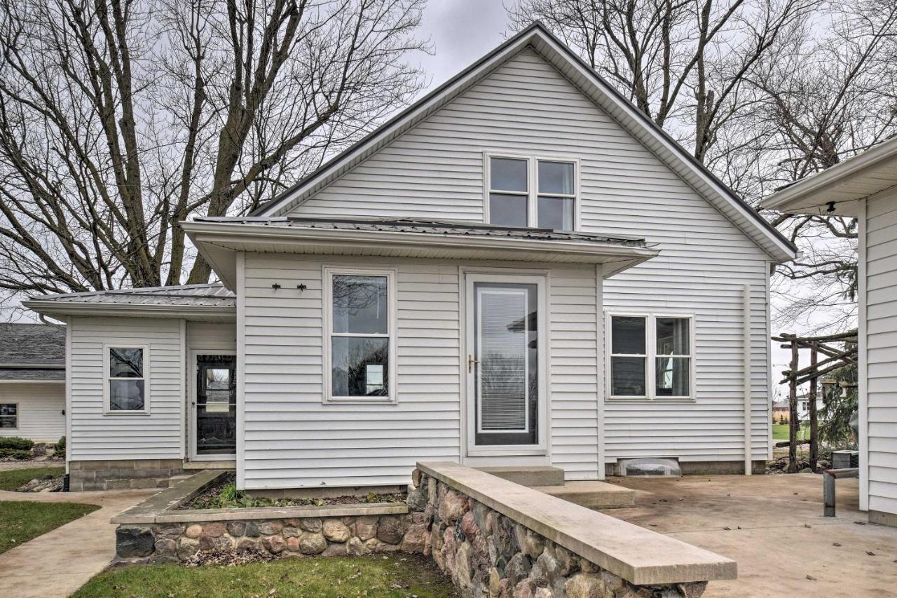 Charming Dairy Farm Home In Indiana Amish Country Shipshewana Exteriör bild